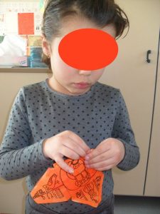 je_plie_les_languettes